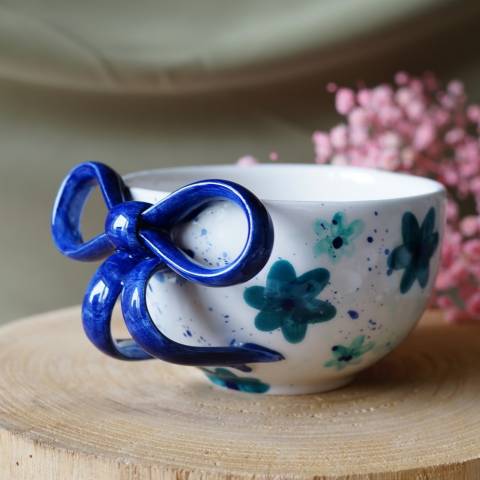 Mashna mali plavi cvjetovi