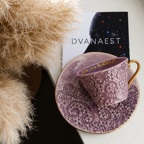 Grace cup and saucer Ritam srca pojačava se